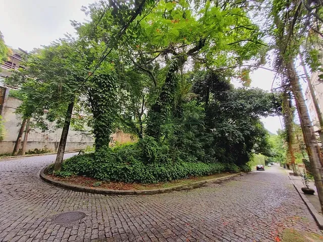 Terreno com 432m², à venda, no bairro Lagoa em Rio de Janeiro