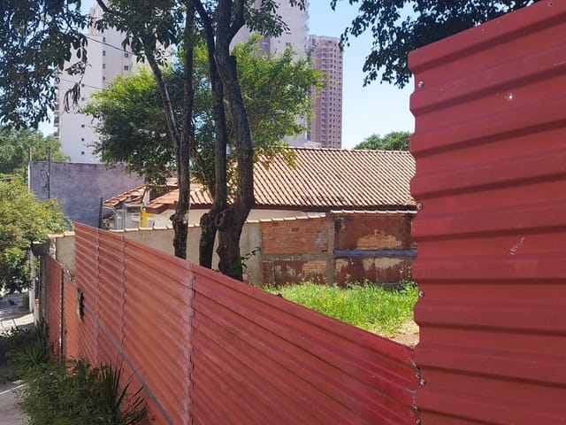 Terreno com 620m², para alugar, no bairro Vila Firmiano Pinto em São Paulo