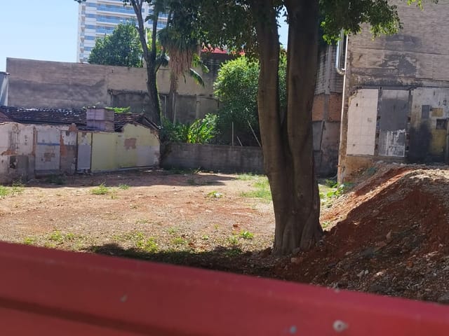 Terreno com 620m², para alugar, no bairro Vila Firmiano Pinto em São Paulo