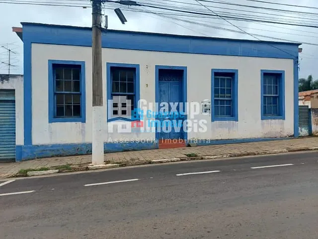 Terreno com 1235m², à venda, no bairro CENTRO em GUAXUPÉ