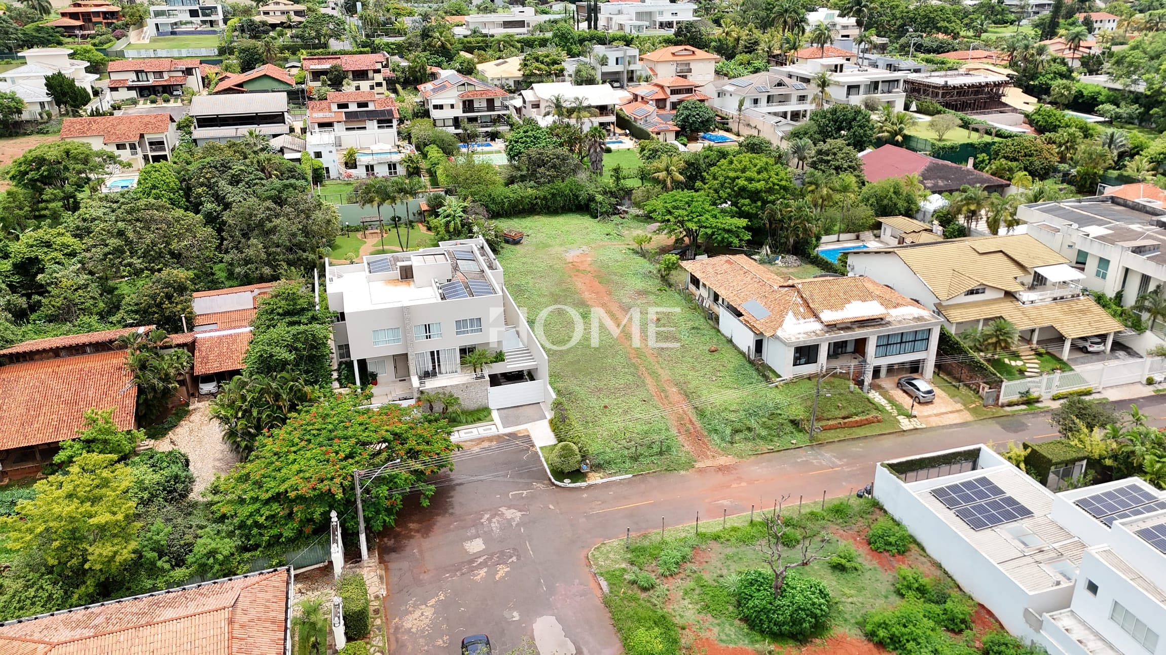 SHIS QI 26 Á VENDA – LOTE 1.200m² – VISTA PRIVILEGIADA PARA O LAGO