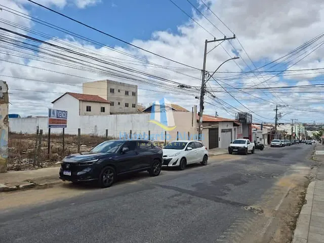 Terreno com 1040m², à venda, no bairro Centro em Vitória da Conquista