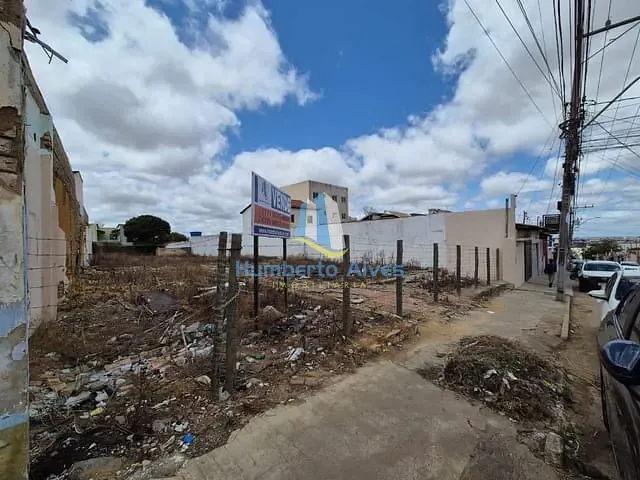 Terreno com 1040m², à venda, no bairro Centro em Vitória da Conquista