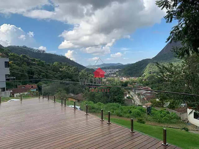 Terreno com 879m², à venda, no bairro Cônego em Nova Friburgo