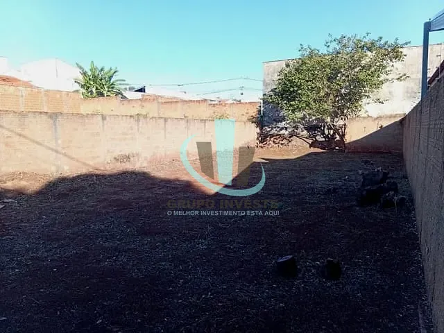 Terreno com 260m², à venda, no bairro PARQUE LARANJEIRAS em ARARAQUARA