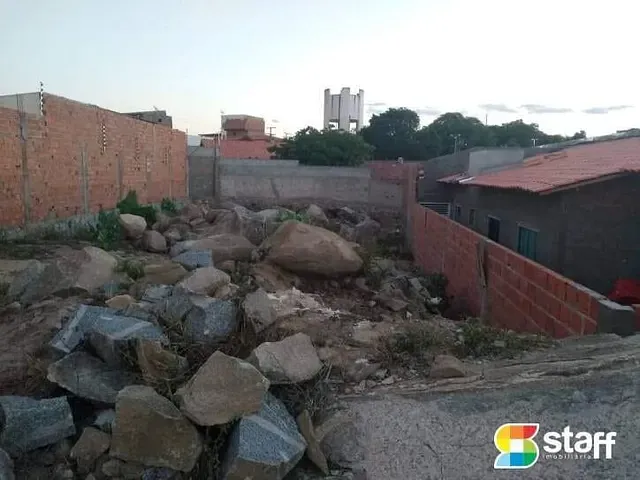 Terreno com 567m², à venda, no bairro Alves de Souza em Paulo Afonso