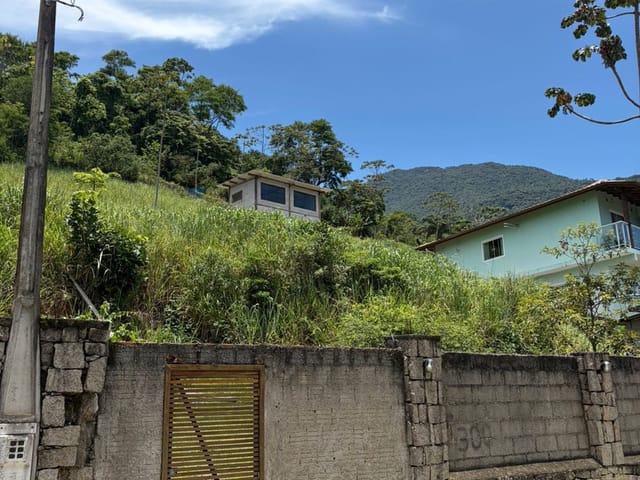 Terreno com 1071m², à venda, no bairro Ribeirão (Cambaquara) em Ilhabela