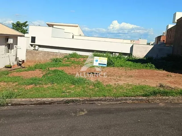 Terreno com 260m², à venda, no bairro Residencial Petrona em Presidente Venceslau