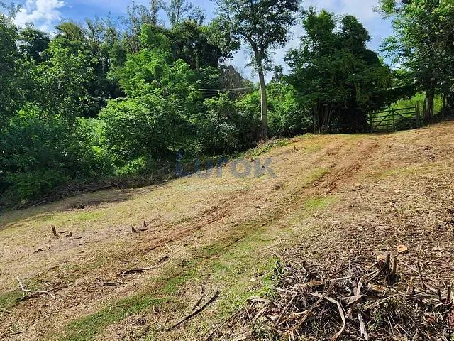 Terreno com 1330m², à venda, no bairro Vila Capuava em Valinhos