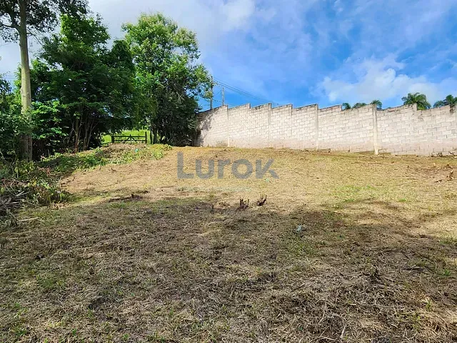 Terreno com 1330m², à venda, no bairro Vila Capuava em Valinhos