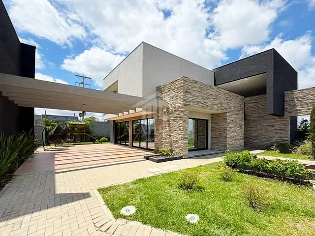 Terreno com 132m², à venda, no bairro Costeira em São José dos Pinhais