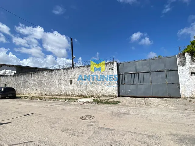 Terreno com 1100m², para alugar, no bairro Imbiribeira em Recife