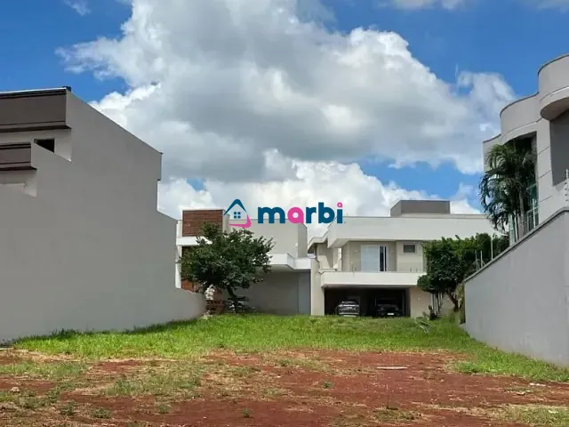 Terreno com 369m², à venda, no bairro Vila Cordenonsi em Americana