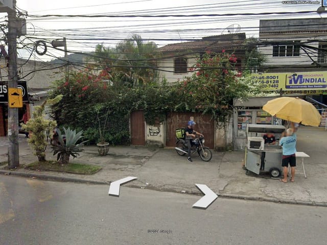 Terreno com 450m², para alugar, no bairro Taquara em Rio de Janeiro