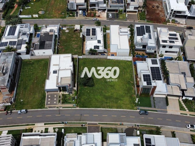 Terreno com 423m², à venda, no bairro Residencial Goiânia Golfe Clube em Goiânia