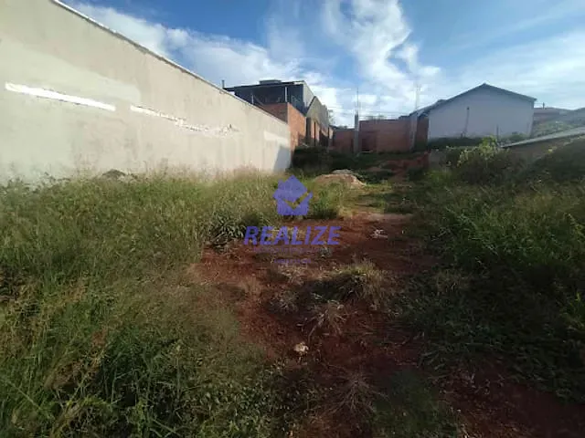 Terreno com 260m², à venda, no bairro Jardim Ypê em Botucatu