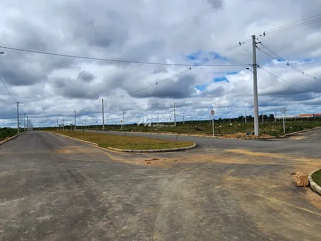 Terreno com 200m², à venda, no bairro Ayrton Senna em Vitória da Conquista