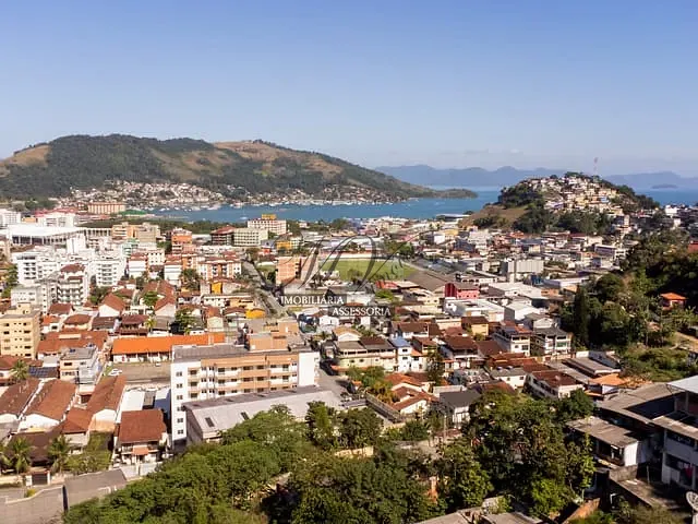 Terreno com 259m², à venda, no bairro Morro da Cruz em Angra dos Reis