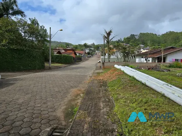 Terreno com 396m², à venda, no bairro Centro em Ibirama