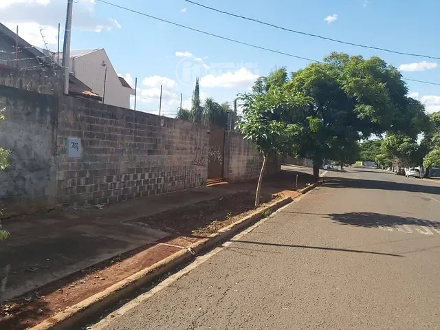 Terreno com 464m², à venda, no bairro Jardim Tókio em Londrina