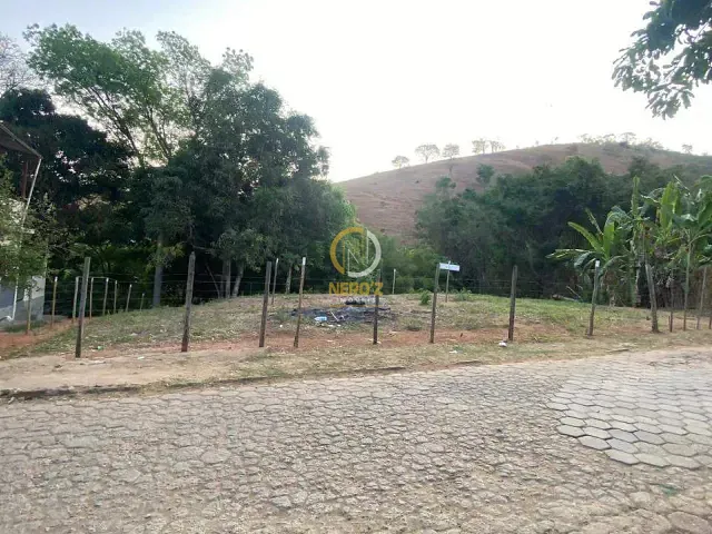 Terreno com 856m², à venda, no bairro Bairro Aquino em Dom Cavati