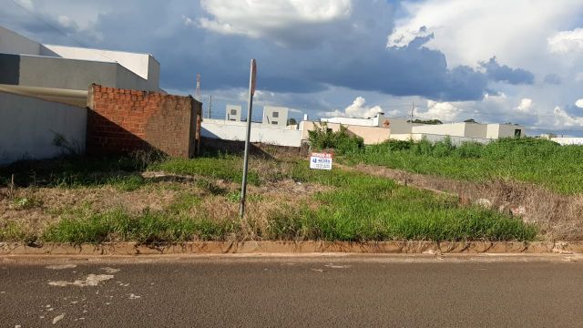Terreno com 308m², à venda, no bairro Mais Parque Fernandópolis em Fernandópolis