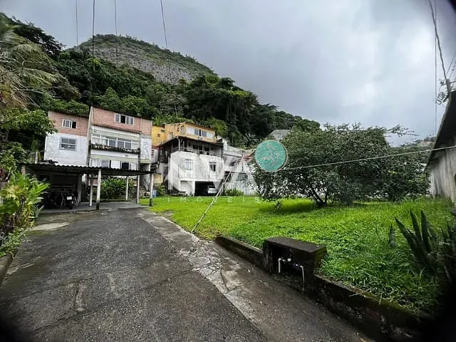 Terreno com 678m², à venda, no bairro Barra da Tijuca em Rio de Janeiro