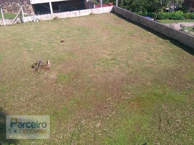 Terreno com 630m², à venda, no bairro Martim de Sá em Caraguatatuba