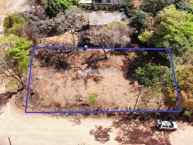 Terreno com 720m², à venda, no bairro Vila Maria Regina em Juatuba