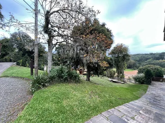 Terreno com 784m², à venda, no bairro Mato Queimado em Gramado