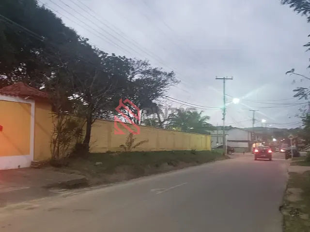 Terreno com 389m², à venda, no bairro Sapeatiba Mirim em Iguaba Grande