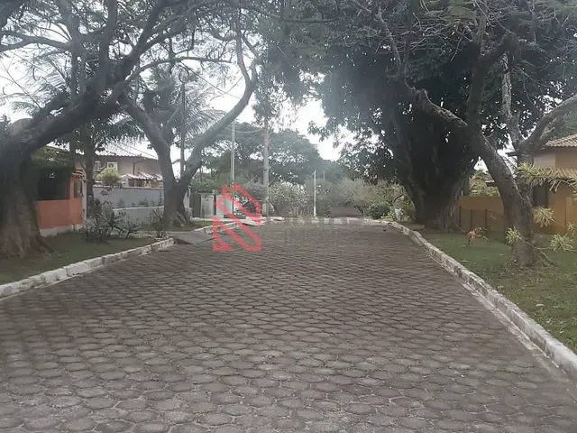 Terreno com 389m², à venda, no bairro Sapeatiba Mirim em Iguaba Grande