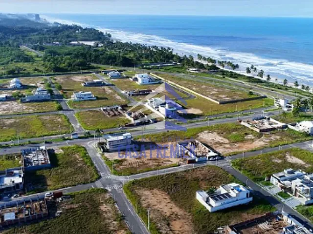 Terreno com 472m², à venda, no bairro Nossa Senhora da Vitória em Ilhéus