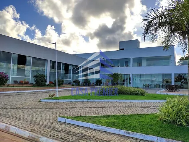 Terreno com 472m², à venda, no bairro Nossa Senhora da Vitória em Ilhéus