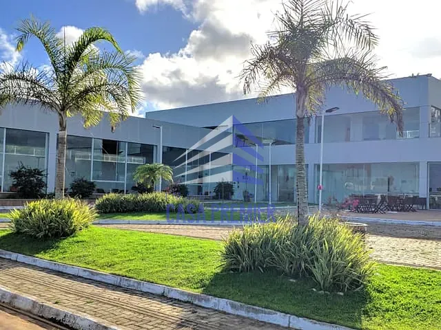 Terreno com 472m², à venda, no bairro Nossa Senhora da Vitória em Ilhéus