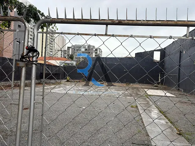 Terreno com 468m², para alugar, no bairro Quarta Parada em São Paulo