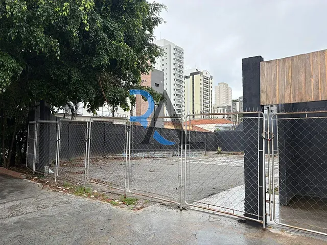 Terreno com 468m², para alugar, no bairro Quarta Parada em São Paulo