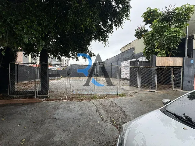 Terreno com 468m², para alugar, no bairro Quarta Parada em São Paulo