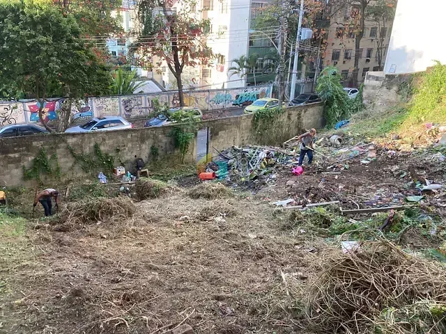 Terreno com 427m², à venda, no bairro Santa Teresa em Rio de Janeiro