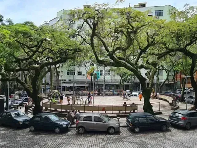 Terreno com 427m², à venda, no bairro Santa Teresa em Rio de Janeiro