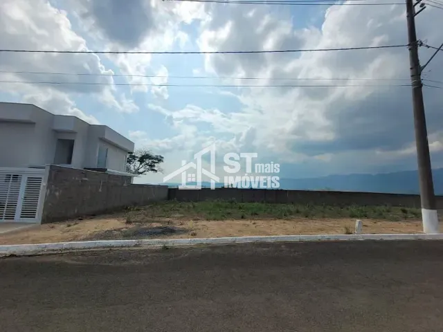 Terreno com 300m², à venda, no bairro Clube Campestre em Andradas