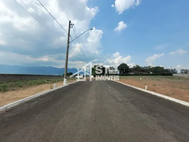Terreno com 300m², à venda, no bairro Clube Campestre em Andradas