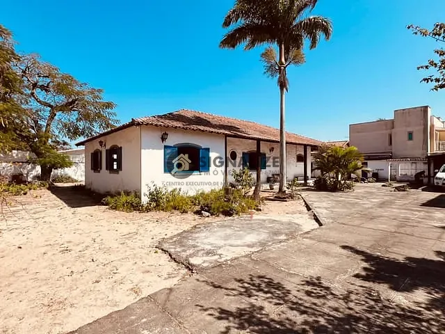 Terreno com 360m², à venda ou para alugar, no bairro Palmeiras em Cabo Frio