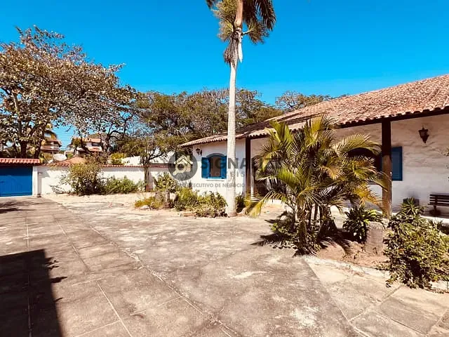 Terreno com 360m², à venda ou para alugar, no bairro Palmeiras em Cabo Frio