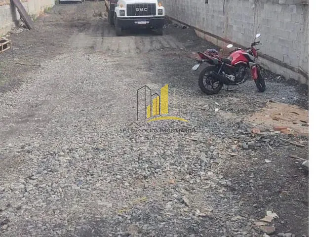 Terreno com 560m², para alugar, no bairro Cidade Líder em São Paulo