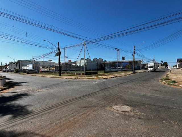 Terreno com 2618m², à venda, no bairro Vila Rosa em Goiânia