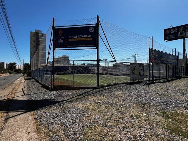 Terreno com 2618m², à venda, no bairro Vila Rosa em Goiânia