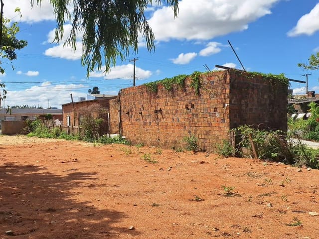 Terreno com 400m², à venda, no bairro Areal em Pelotas