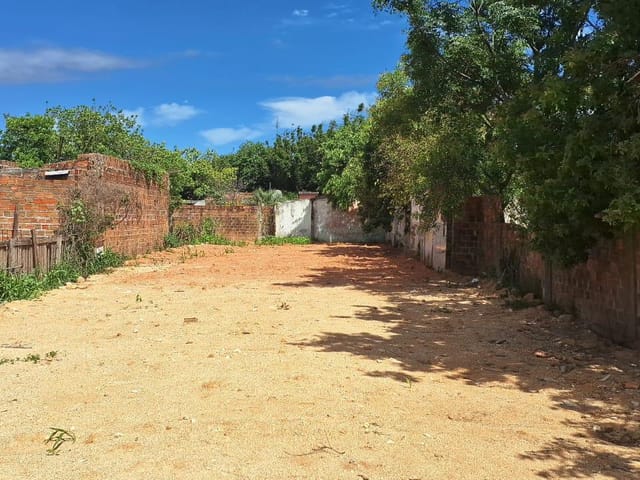 Terreno com 400m², à venda, no bairro Areal em Pelotas