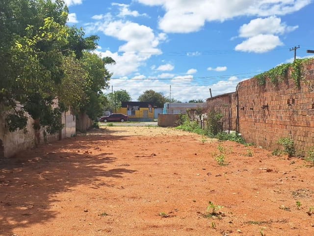 Terreno com 400m², à venda, no bairro Areal em Pelotas